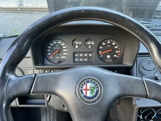 Alfa Romeo 33 1.7 QV 16V SW 1992 foto 12