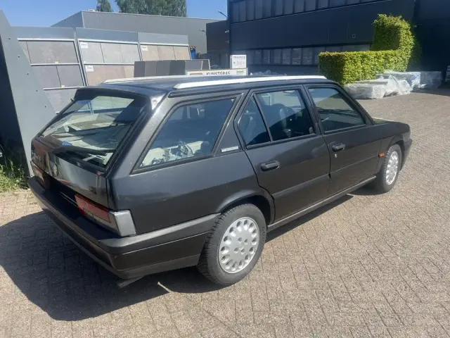 Alfa Romeo 33 1.7 QV 16V SW 1992 foto 2