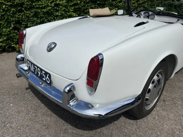 Alfa Romeo Giulia Spider 1962 foto 9