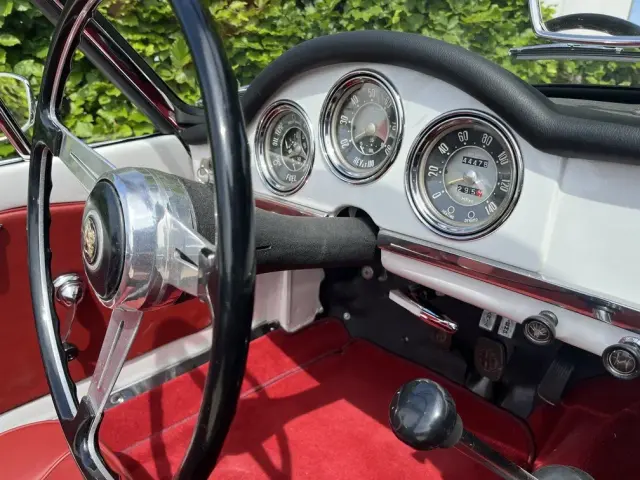 Alfa Romeo Giulia Spider 1962 foto 3