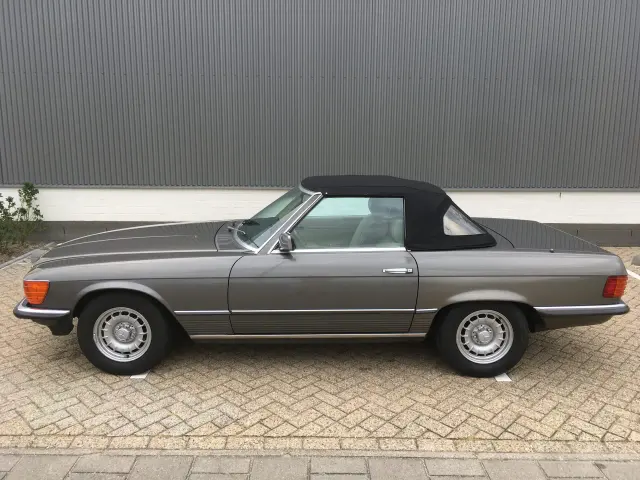 Mercedes-Benz 280 SL 1984 foto 7