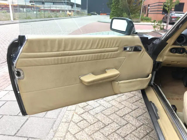 Mercedes-Benz 280 SL 1984 foto 9