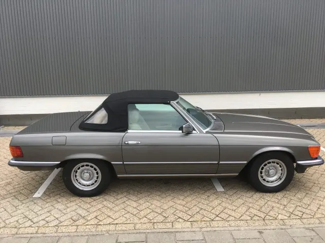 Mercedes-Benz 280 SL 1984 foto 15