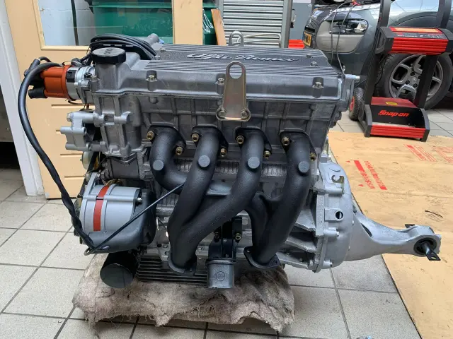 Alfa Romeo 75 2.0 TS 1990 foto 25