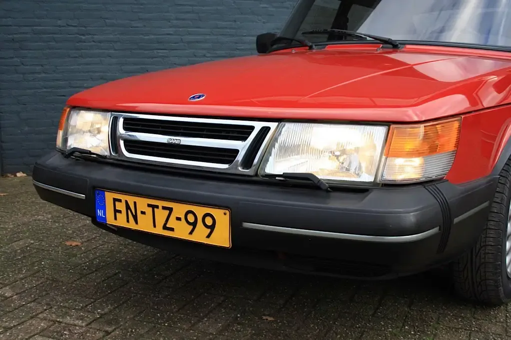 Verkochte Saab 900 Classic Cabriolet bij Alfa Mario