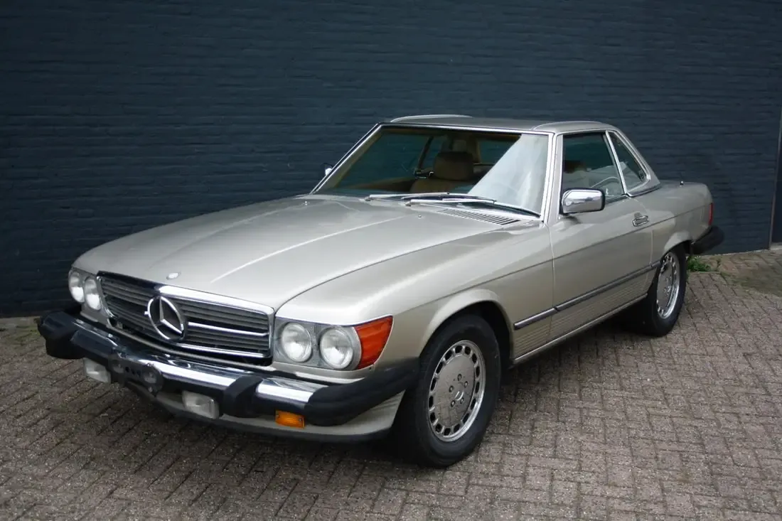 Verkochte Mercedes-Benz 560SL bij Alfa Mario